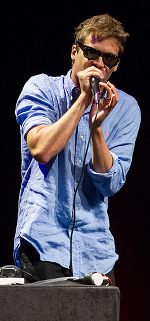 Brisbane beatbox musician Tom Thum performing at TEDxSydney in May 2013